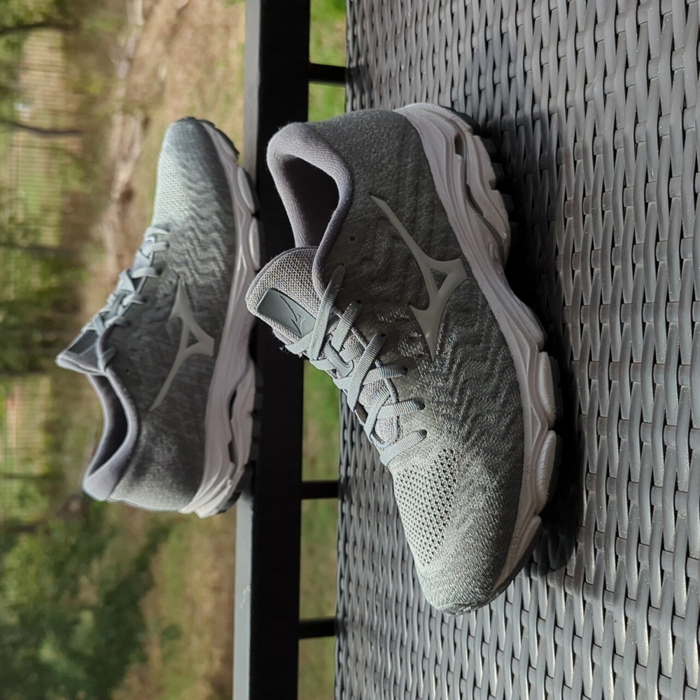 Mizuno wave inspire waveknit